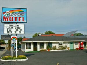 Rainbow Motel Oregon To Be Converted to Temporary Shelter for Homeless
