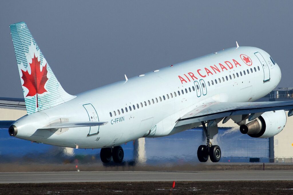 Air Canada Cancels 9000 Flights This Summer