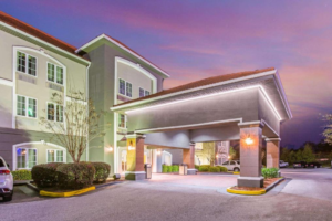 Stay Express Inn & Suites Union City in Mobile, Alabama