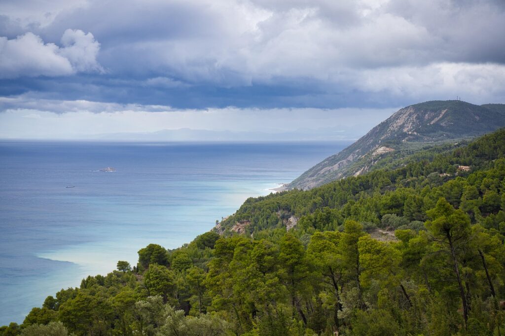 Beautiful, sceniv views of Greece as it prepares along with Spain and Italy prepare for stronger summer 2027 tourism